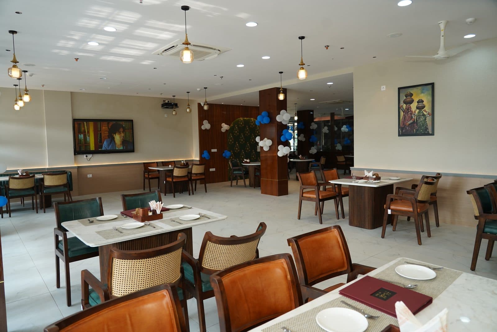 Haldi restaurant seating