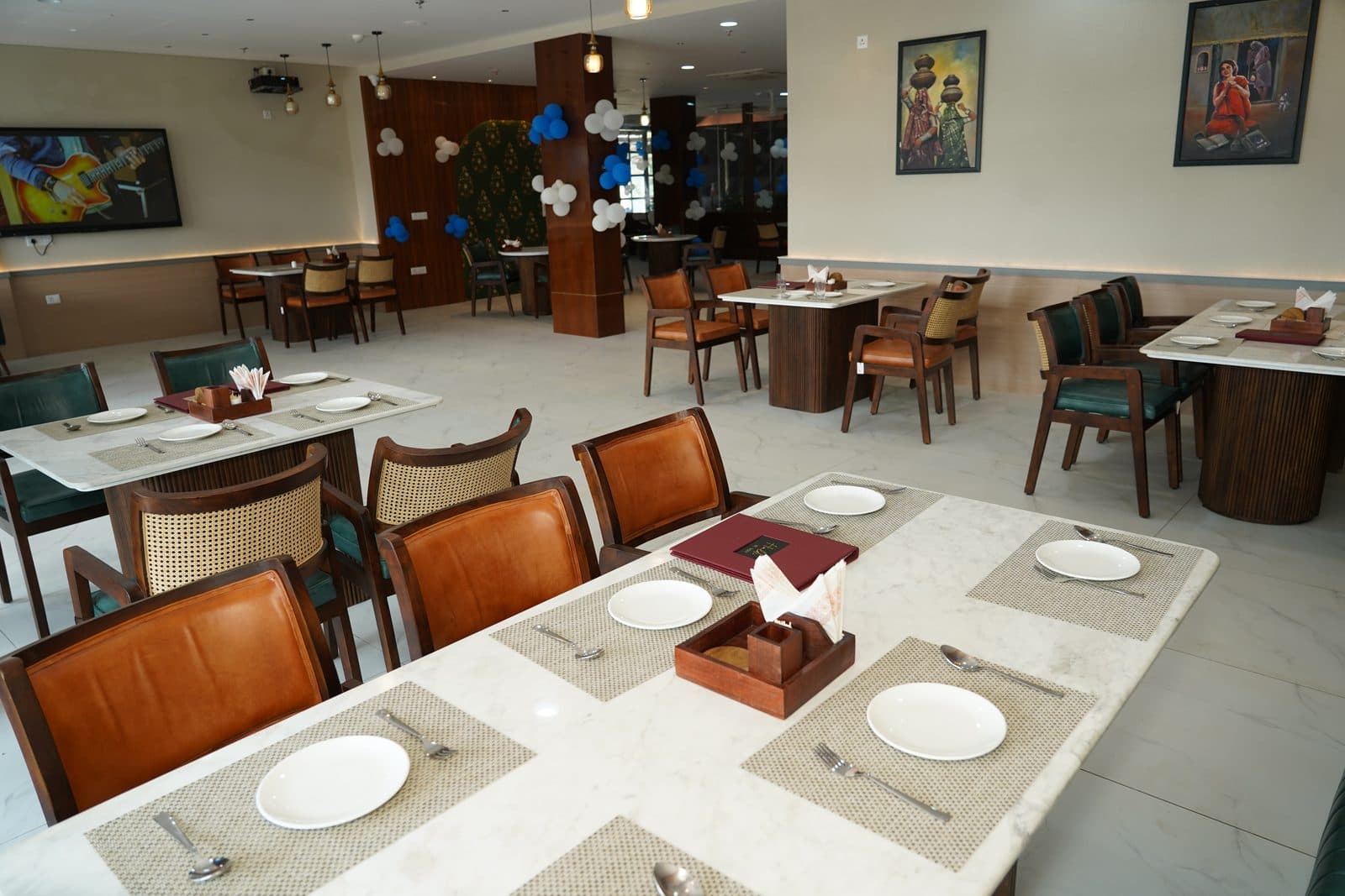 Haldi restaurant seating