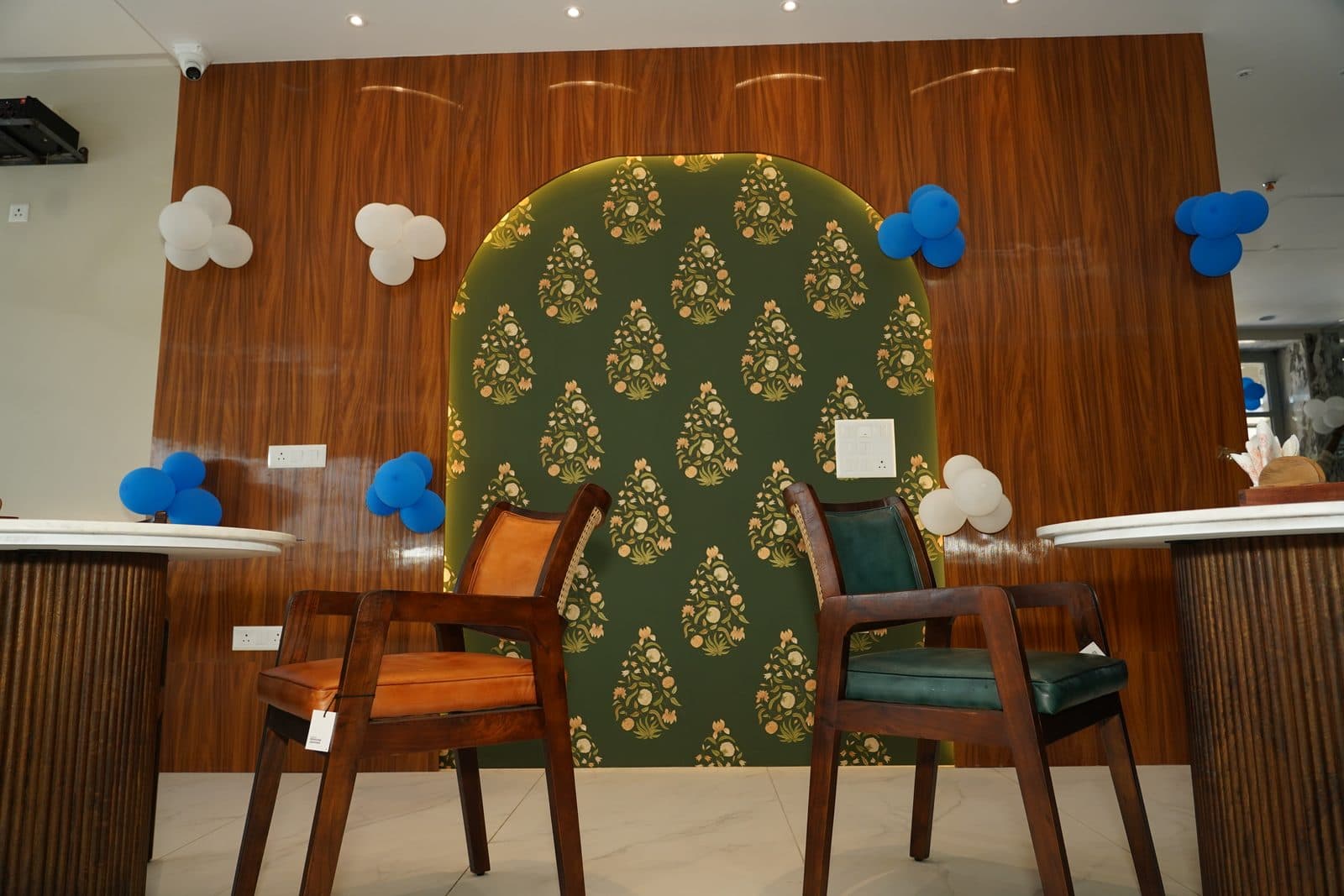 Haldi restaurant seating