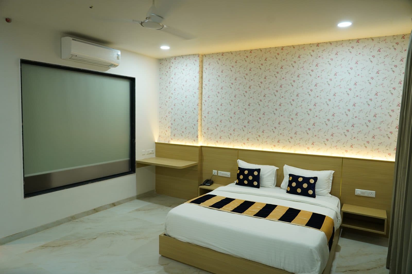 Room with wall-mounted TV