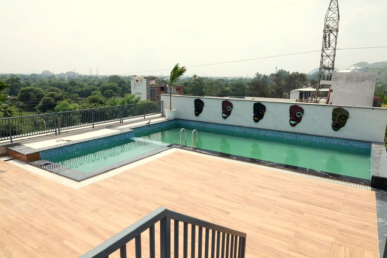 Rooftop pool at Jhumka